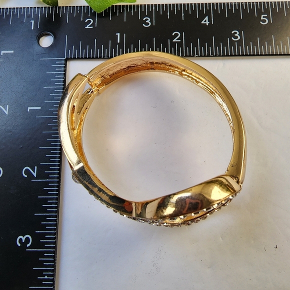Unique Gold & Crystal Scissors Shape Hinge / Clamper Bracelet - Picture 6 of 7